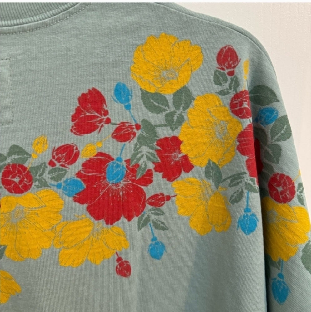 NWT Spirit Jersey Floral Tee in Green - Picture 5 of 6